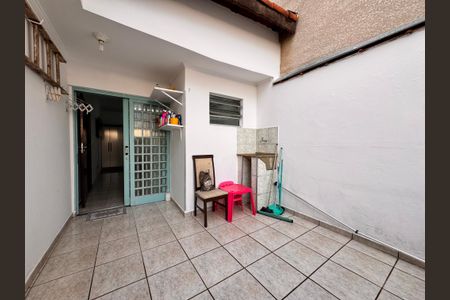 Casa à venda com 221m², 4 quartos e 7 vagas Casa à venda com 221m², 4 quartos e 7 vagasVaranda