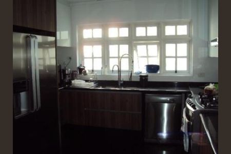 Casa de condomínio à venda com 530m², 4 quartos e 4 vagas