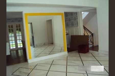 Casa de condomínio à venda com 530m², 4 quartos e 4 vagas