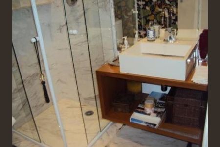 Casa de condomínio à venda com 530m², 4 quartos e 4 vagas