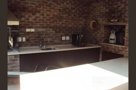 Casa de condomínio à venda com 530m², 4 quartos e 4 vagas