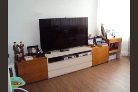 Casa de condomínio à venda com 530m², 4 quartos e 4 vagas