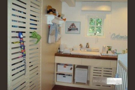 Casa de condomínio à venda com 530m², 4 quartos e 4 vagas