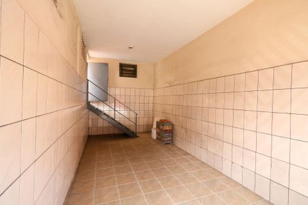 Casa à venda com 170m², 2 quartos e 2 vagas Casa à venda com 170m², 2 quartos e 2 vagasGaragem