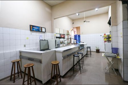 Casa à venda com 170m², 2 quartos e 2 vagas Casa à venda com 170m², 2 quartos e 2 vagasGaragem 2