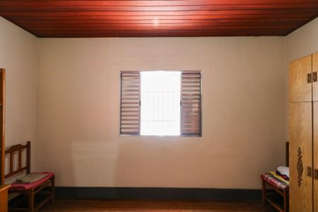 Casa à venda com 170m², 2 quartos e 2 vagas Casa à venda com 170m², 2 quartos e 2 vagasQuarto 1