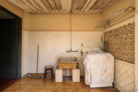 Casa à venda com 170m², 2 quartos e 2 vagas Casa à venda com 170m², 2 quartos e 2 vagasÁrea de Serviço