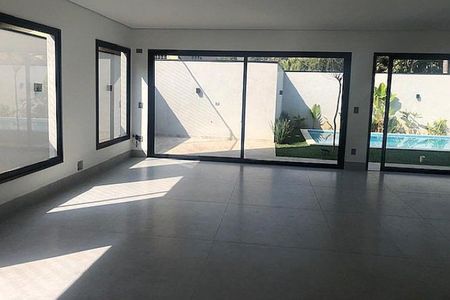 Casa de condomínio à venda com 311m², 4 quartos e 3 vagas