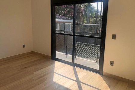 Casa de condomínio à venda com 311m², 4 quartos e 3 vagas