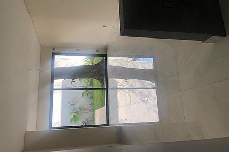 Casa de condomínio à venda com 311m², 4 quartos e 3 vagas