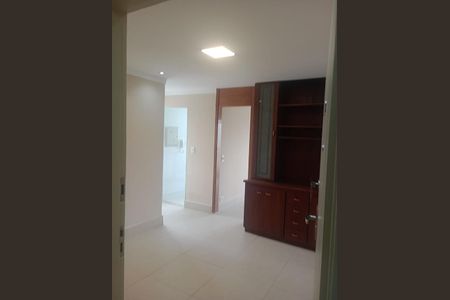 Apartamento à venda com 35m², 1 quarto e 1 vaga