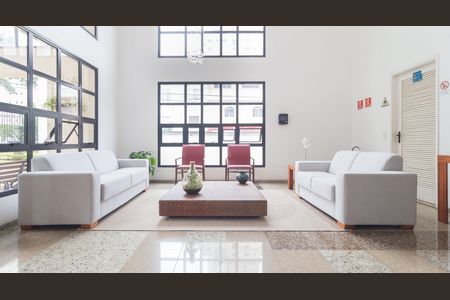 Apartamento à venda com 54m², 2 quartos e 1 vaga Apartamento à venda com 54m², 2 quartos e 1 vagaHall social