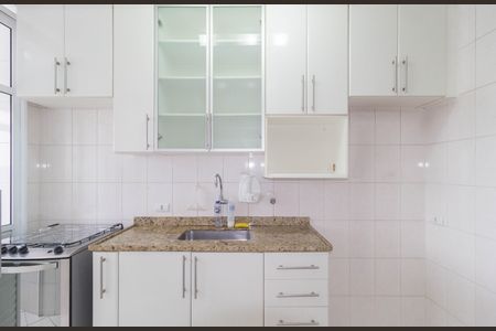 Apartamento à venda com 54m², 2 quartos e 1 vaga Apartamento à venda com 54m², 2 quartos e 1 vagaCozinha
