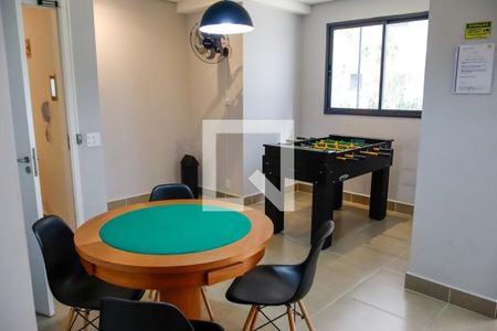 Apartamento à venda com 48m², 2 quartos e 1 vaga Apartamento à venda com 48m², 2 quartos e 1 vagaÁrea comum - Salão de festas