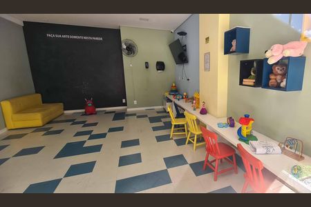 Apartamento à venda com 48m², 2 quartos e 1 vaga Apartamento à venda com 48m², 2 quartos e 1 vagaBrinquedoteca