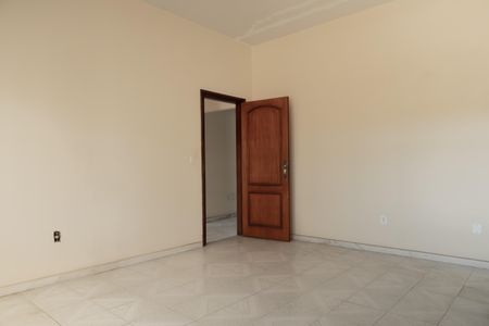 Casa à venda com 350m², 2 quartos e 6 vagasQuarto 2