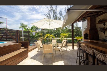 Apartamento à venda com 201m², 4 quartos e 2 vagasVaranda