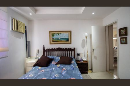 Apartamento à venda com 201m², 4 quartos e 2 vagasSuíte 1