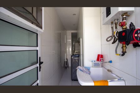 Apartamento à venda com 201m², 4 quartos e 2 vagasCozinha e Área de Serviço