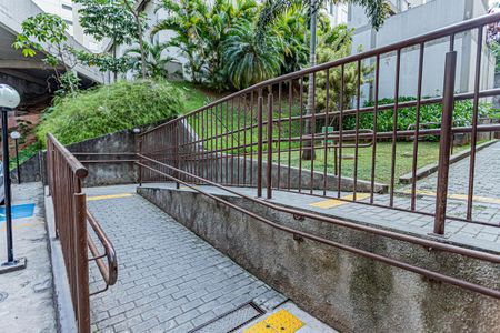 Apartamento à venda com 45m², 2 quartos e 1 vagaRampa de acesso