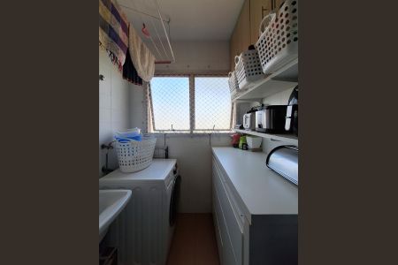 Apartamento à venda com 60m², 2 quartos e 1 vaga Apartamento à venda com 60m², 2 quartos e 1 vagaÁrea de Serviço