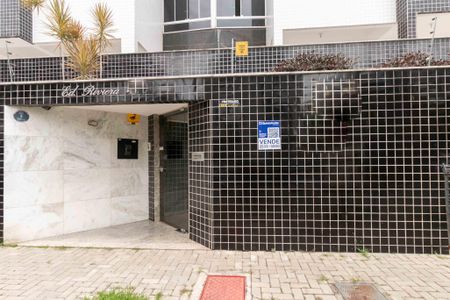 Apartamento à venda com 170m², 3 quartos e 2 vagas Apartamento à venda com 170m², 3 quartos e 2 vagasPlaquinha