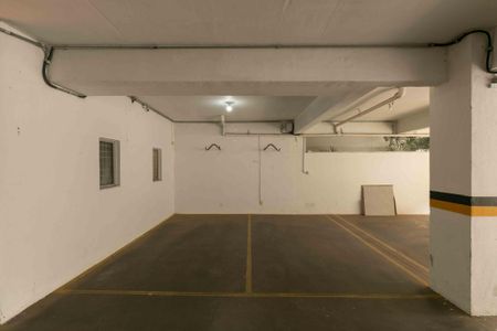 Apartamento à venda com 170m², 3 quartos e 2 vagas Apartamento à venda com 170m², 3 quartos e 2 vagasGaragem