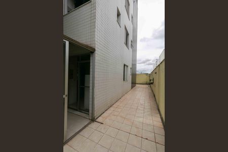 Apartamento à venda com 170m², 3 quartos e 2 vagas Apartamento à venda com 170m², 3 quartos e 2 vagasÁrea Externa