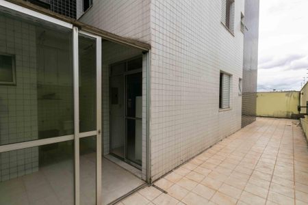 Apartamento à venda com 170m², 3 quartos e 2 vagas Apartamento à venda com 170m², 3 quartos e 2 vagasÁrea Externa