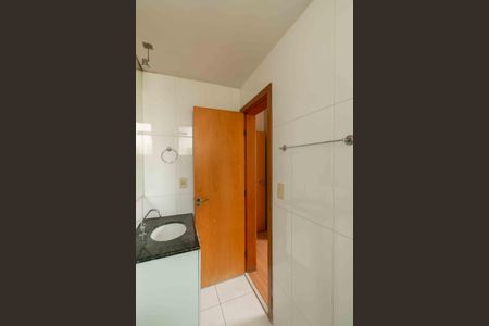 Apartamento à venda com 170m², 3 quartos e 2 vagas Apartamento à venda com 170m², 3 quartos e 2 vagasBanheiro Suite