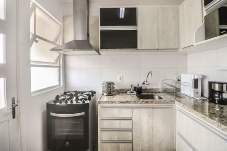 Apartamento à venda com 44m², 1 quarto e 1 vagaCozinha e Área de Serviço