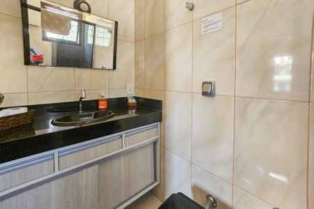 Apartamento para alugar com 230m², 3 quartos e 2 vagas Apartamento para alugar com 230m², 3 quartos e 2 vagasBanheiro da suíte