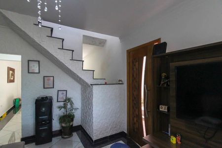 Casa à venda com 125m², 3 quartos e 2 vagas Casa à venda com 125m², 3 quartos e 2 vagasSala