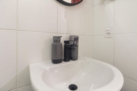 Apartamento para alugar com 48m², 2 quartos e sem vagaBanheiro 