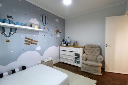 Apartamento à venda com 130m², 3 quartos e 2 vagasQuarto 2