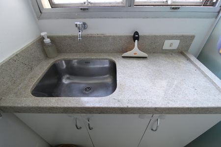 Apartamento à venda com 130m², 3 quartos e 2 vagasÁrea de Serviço