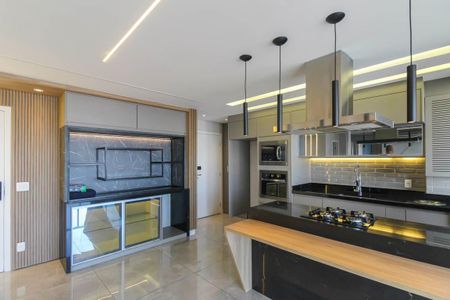 Apartamento à venda com 85m², 2 quartos e 2 vagas Apartamento à venda com 85m², 2 quartos e 2 vagasSala