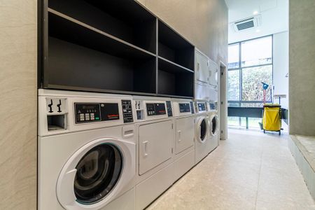 Studio à venda com 25m², 1 quarto e sem vaga Studio à venda com 25m², 1 quarto e sem vagaÁrea comum - Lavanderia