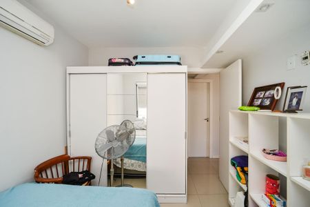 Apartamento à venda com 63m², 3 quartos e 1 vagaQuarto