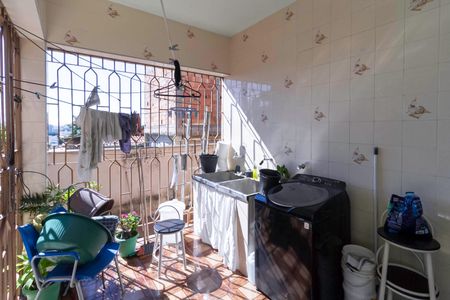 Casa à venda com 155m², 3 quartos e 2 vagasÁrea de serviço