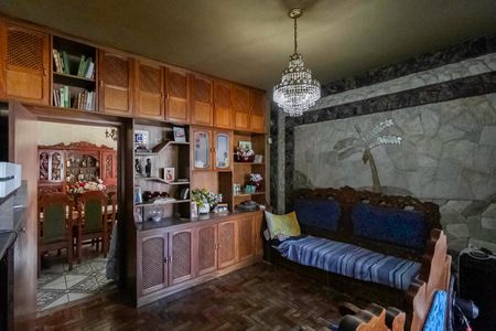 Casa à venda com 155m², 3 quartos e 2 vagasSala