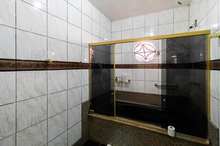 Casa à venda com 155m², 3 quartos e 2 vagasBanheiro social