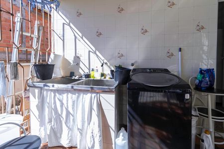 Casa à venda com 155m², 3 quartos e 2 vagasÁrea de serviço