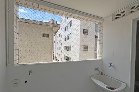 Apartamento para alugar com 71m², 2 quartos e 1 vagaÁrea de Serviço