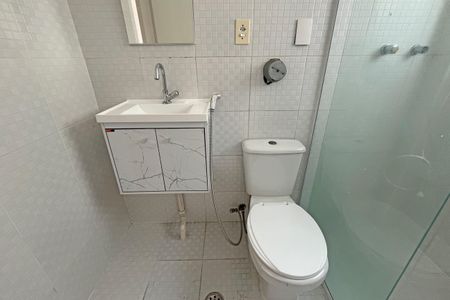 Apartamento para alugar com 71m², 2 quartos e 1 vagaBanheiro 