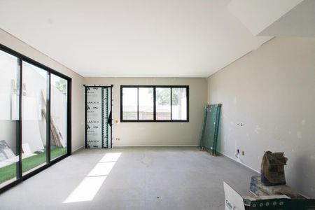 Casa à venda com 192m², 3 quartos e 2 vagasSala