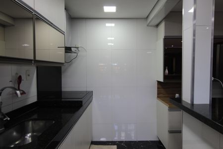 Casa à venda com 360m², 2 quartos e 6 vagasCozinha e Copa