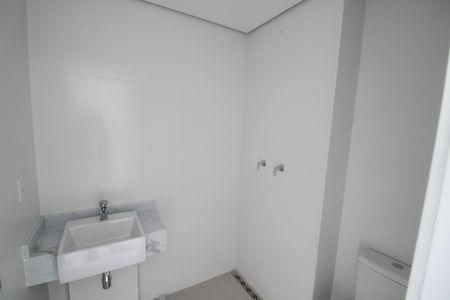Apartamento à venda com 106m², 2 quartos e 1 vagaQuarto 2 - Banheiro