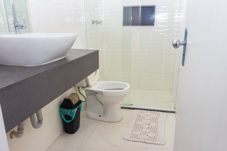 Casa à venda com 560m², 6 quartos e 2 vagas Casa à venda com 560m², 6 quartos e 2 vagasBanheiro da Suíte