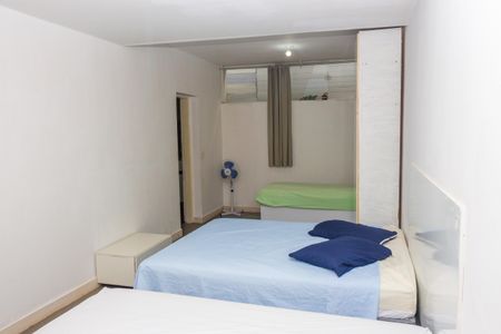 Casa à venda com 560m², 6 quartos e 2 vagas Casa à venda com 560m², 6 quartos e 2 vagasCasa 2 - Suíte 1